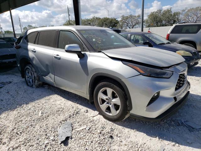Photo 4 from auction – 2022 TOYOTA HIGHLANDER with VIN 5TDBZRBH4NS190282