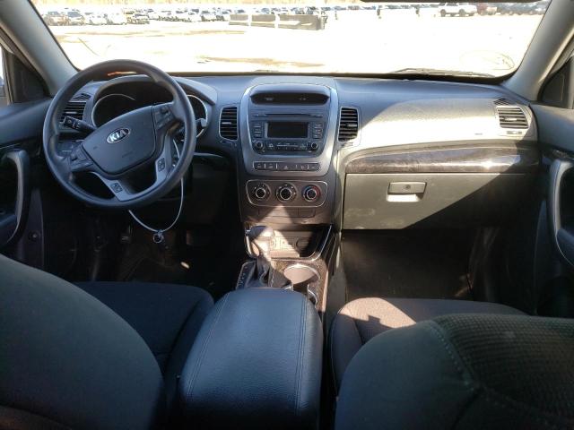Photo 8 from auction – 2015 KIA SORENTO LX with VIN 5XYKTCA64FG637643