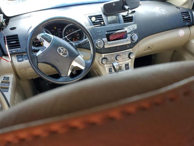 Photo 8 from auction – 2011 TOYOTA HIGHLANDER with VIN 5TDBK3EH8BS088637