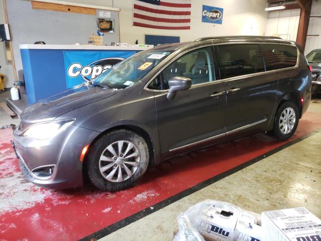 CHRYSLER PACIFICA T 2017 with VIN 2C4RC1BG7HR636091 - Photo from auction