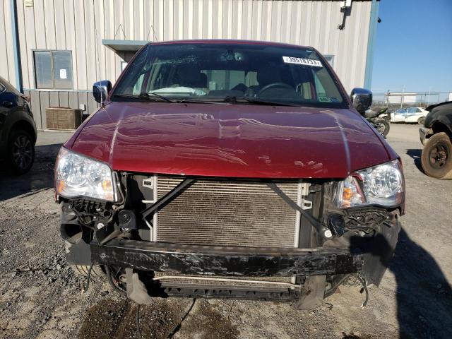 Photo 5 from auction – 2016 CHRYSLER TOWN & COU with VIN 2C4RC1CG0GR149246