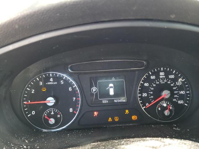 Photo 9 from auction – 2016 KIA SORENTO LX with VIN 5XYPG4A39GG043153