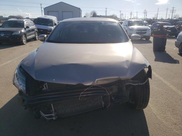 Photo 5 from auction – 2015 VOLKSWAGEN PASSAT SEL with VIN 1VWCV7A35FC034052