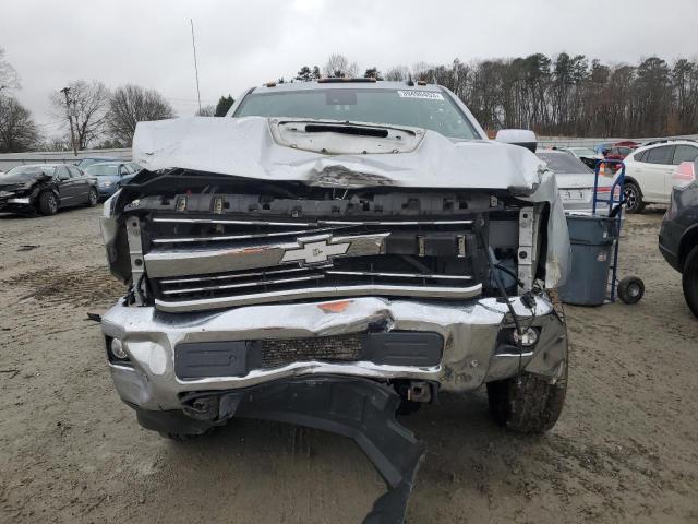Photo 5 from auction – 2018 CHEVROLET SILVERADO with VIN 1GC1KWEY5JF127437