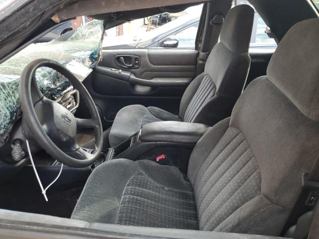 Photo 7 from auction – 2000 CHEVROLET BLAZER with VIN 1GNCS18W7YK205196