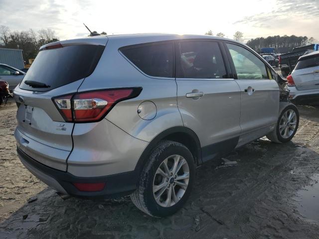Photo 3 from auction – 2017 FORD ESCAPE SE with VIN 1FMCU9GD2HUE49162