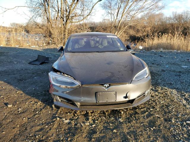Photo 5 from auction – 2017 TESLA MODEL S with VIN 5YJSA1E29HF216920