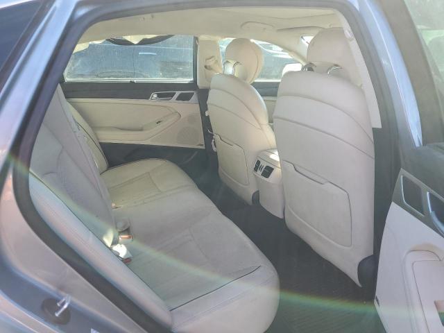 Photo 10 from auction – 2015 HYUNDAI GENESIS 3. with VIN KMHGN4JEXFU099067