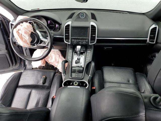 Photo 8 from auction – 2016 PORSCHE CAYENNE SE with VIN WP1AE2A29GLA64773