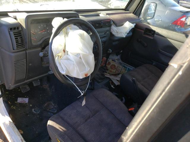 Photo 8 from auction – 2004 JEEP WRANGLER X with VIN 1J4FA39S04P798536