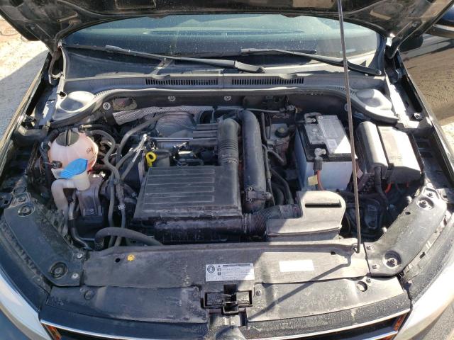 Photo 11 from auction – 2017 VOLKSWAGEN JETTA SE with VIN 3VWDB7AJ4HM256367