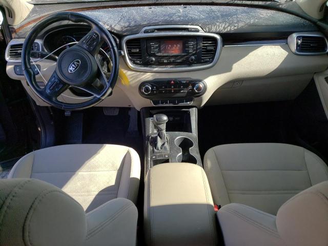 Photo 8 from auction – 2016 KIA SORENTO LX with VIN 5XYPG4A39GG043153