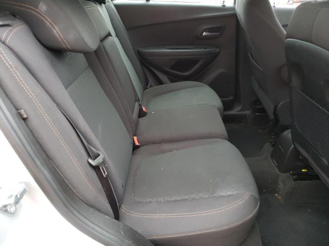 Photo 10 from auction – 2017 CHEVROLET TRAX LS with VIN 3GNCJKSBXHL280911