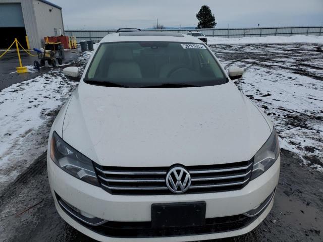Photo 5 from auction – 2015 VOLKSWAGEN PASSAT SE with VIN 1VWBT7A38FC005954