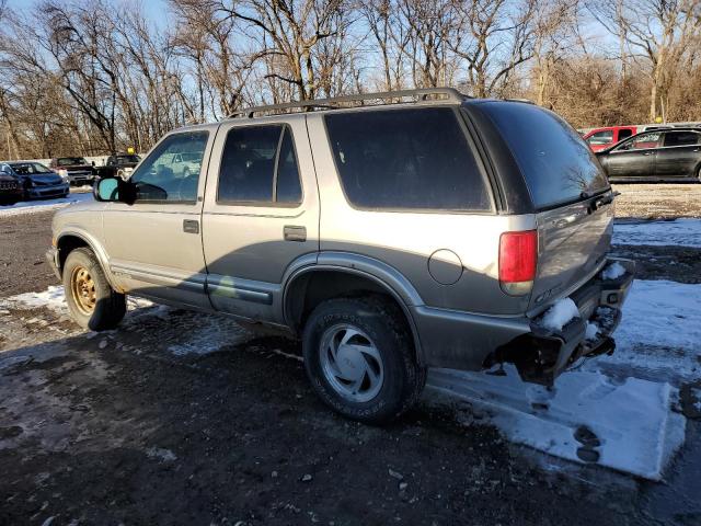 Photo 2 from auction – 2001 CHEVROLET BLAZER with VIN 1GNDT13W91K237307