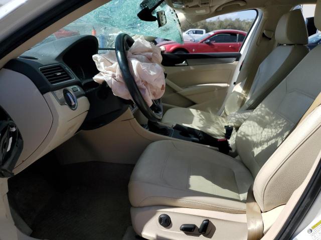 Photo 7 from auction – 2015 VOLKSWAGEN PASSAT S with VIN 1VWAS7A34FC046368