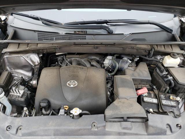 Photo 11 from auction – 2018 TOYOTA HIGHLANDER with VIN 5TDBZRFHXJS486444