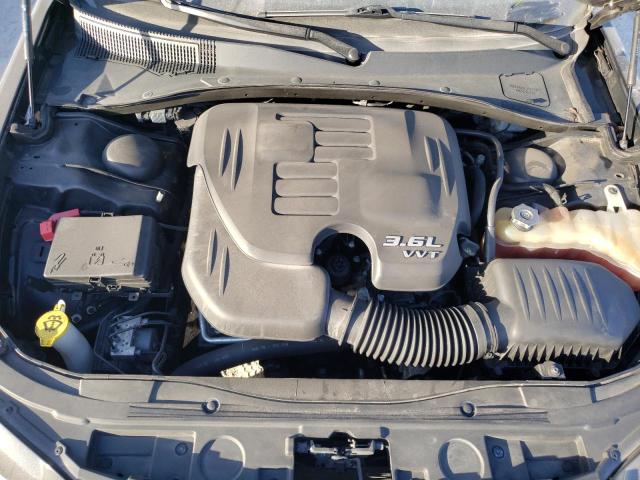 Photo 11 from auction – 2019 CHRYSLER 300 LIMITE with VIN 2C3CCAEG3KH613359