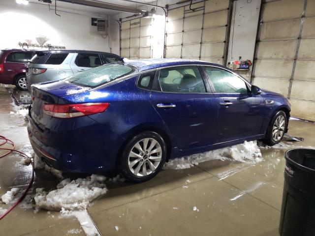 Photo 3 from auction – 2017 KIA OPTIMA LX with VIN 5XXGT4L38HG132484