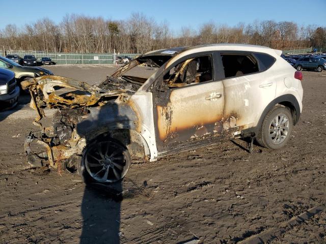 HYUNDAI TUCSON SEL 2018 with VIN KM8J3CA43JU763988 - Photo from auction