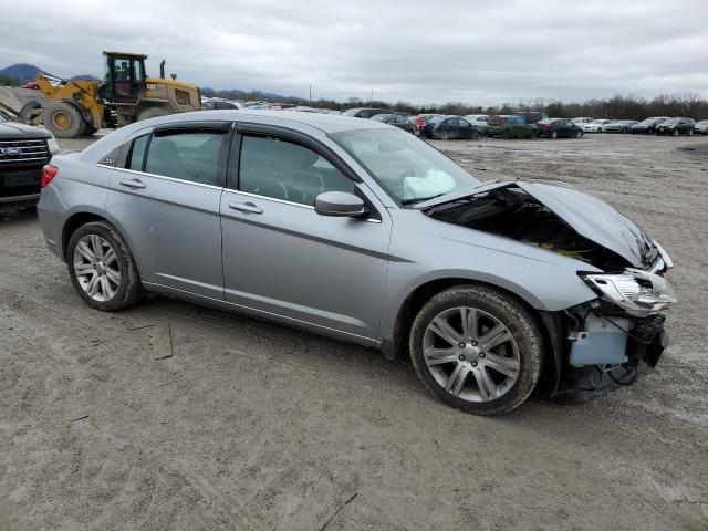 Photo 4 from auction – 2013 CHRYSLER 200 LX with VIN 1C3CCBAB5DN761507