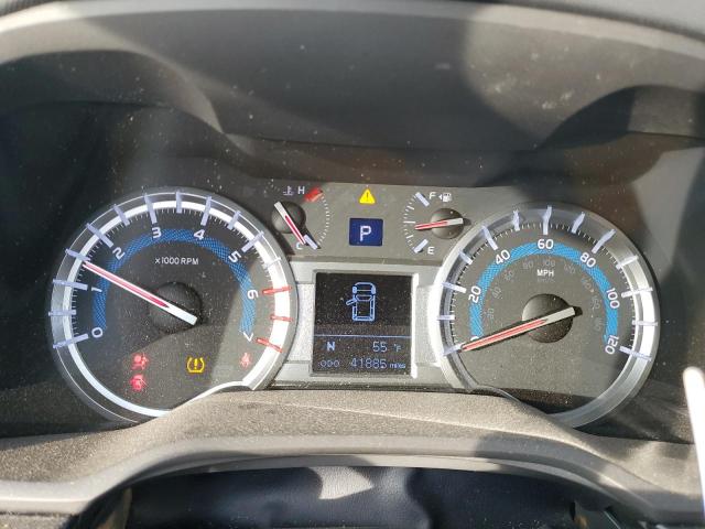 Photo 9 from auction – 2018 TOYOTA 4RUNNER SR with VIN JTEBU5JR2J5600039
