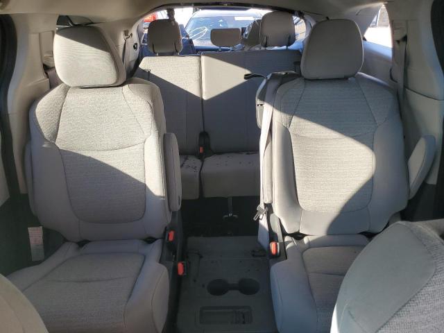 Photo 10 from auction – 2021 TOYOTA SIENNA LE with VIN 5TDKRKEC7MS028779
