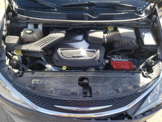 Photo 12 from auction – 2017 CHRYSLER PACIFICA T with VIN 2C4RC1EG8HR506378