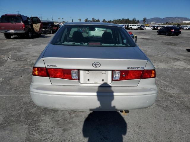 Photo 6 from auction – 2000 TOYOTA CAMRY CE with VIN 4T1BG22K7YU694331