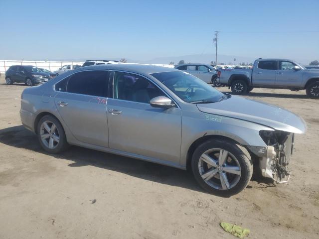 Photo 4 from auction – 2012 VOLKSWAGEN PASSAT SE with VIN 1VWBP7A35CC002834