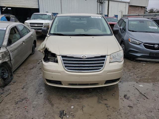 Photo 5 from auction – 2010 CHRYSLER TOWN & COU with VIN 2A4RR2D12AR422980