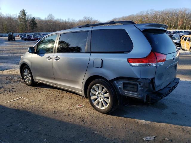 Photo 2 from auction – 2011 TOYOTA SIENNA LE with VIN 5TDJK3DC7BS012554