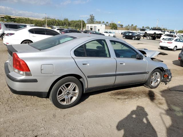 Photo 3 from auction – 2004 VOLVO S60 with VIN YV1RS64A842321229
