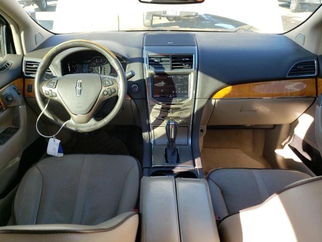 Photo 8 from auction – 2011 LINCOLN MKX with VIN 2LMDJ6JK0BBJ20528