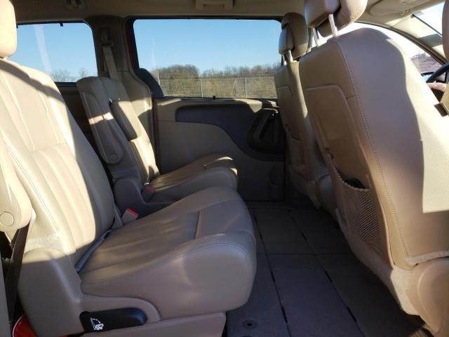 Photo 11 from auction – 2016 CHRYSLER TOWN & COU with VIN 2C4RC1CG0GR149246