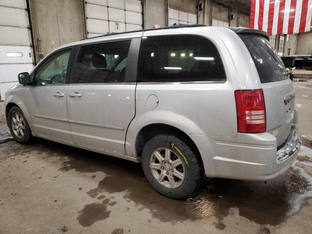 Photo 2 from auction – 2010 CHRYSLER TOWN & COU with VIN 2A4RR5D14AR109091