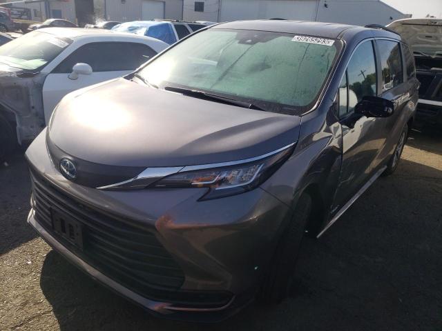 Photo 1 from auction – 2021 TOYOTA SIENNA LE with VIN 5TDKRKEC8MS063234