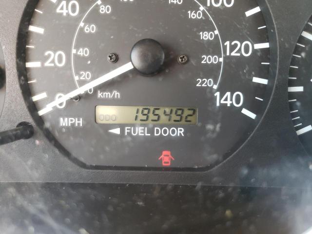Photo 9 from auction – 2000 TOYOTA CAMRY LE with VIN 4T1BF28K0YU943370