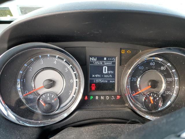 Photo 9 from auction – 2011 CHRYSLER TOWN & COU with VIN 2A4RR8DG8BR616664
