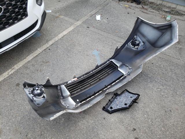 Photo 12 from auction – 2016 TOYOTA COROLLA L with VIN 2T1BURHE4GC675383