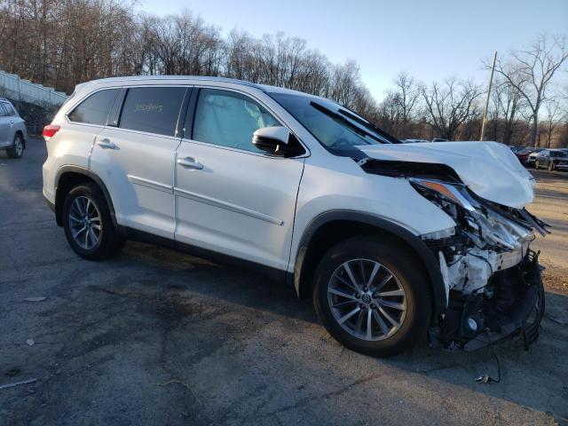 Photo 4 from auction – 2019 TOYOTA HIGHLANDER with VIN 5TDJZRFHXKS590820
