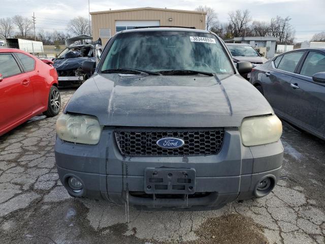 Photo 5 from auction – 2005 FORD ESCAPE XLT with VIN 1FMYU93185DA13476