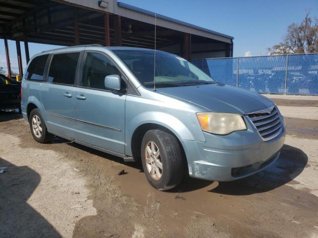 Photo 4 from auction – 2010 CHRYSLER TOWN & COU with VIN 2A4RR5D16AR492208