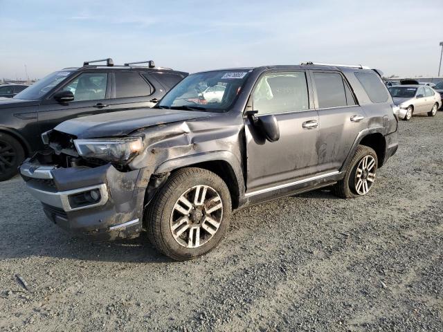 TOYOTA 4RUNNER SR 2018 with VIN JTEBU5JR2J5600039 - Photo from auction