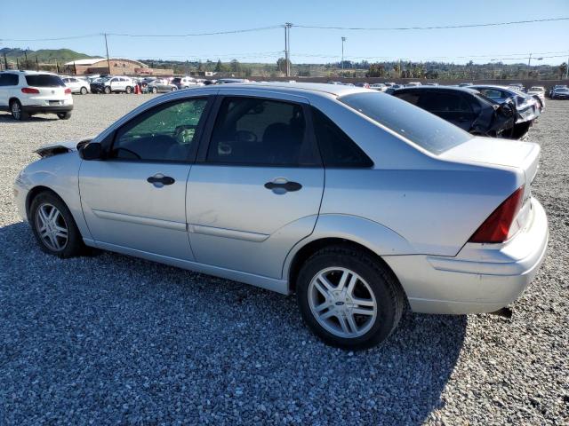 Photo 2 from auction – 2000 FORD FOCUS SE with VIN 1FAHP34P8YW350773