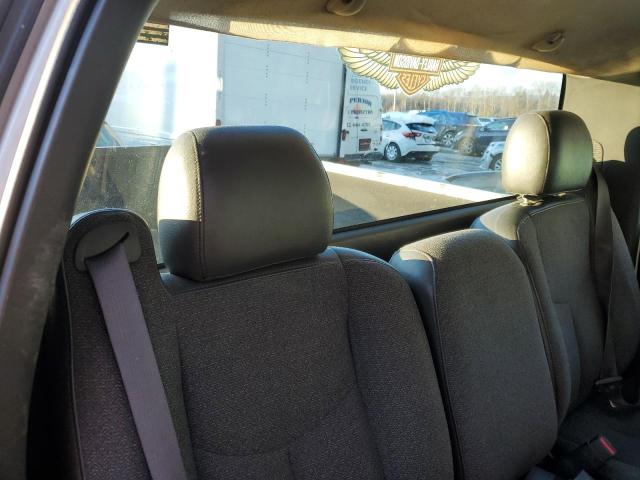 Photo 10 from auction – 2004 CHEVROLET SILVERADO with VIN 1GCEK14X74Z244890