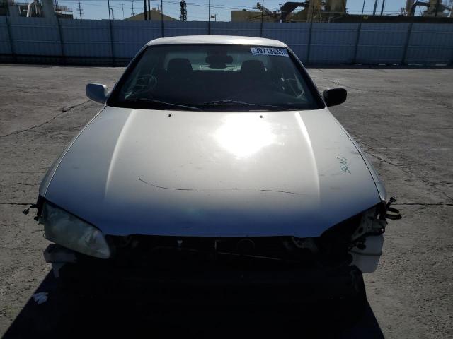 Photo 5 from auction – 2000 TOYOTA CAMRY CE with VIN 4T1BG22K7YU694331