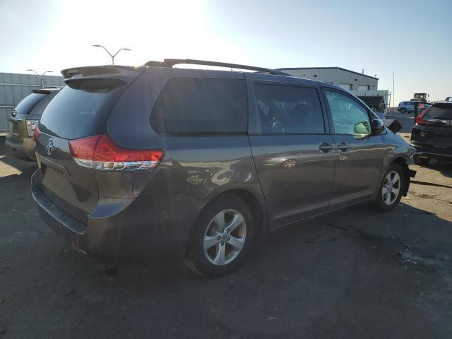 Photo 3 from auction – 2014 TOYOTA SIENNA LE with VIN 5TDKK3DC5ES448957