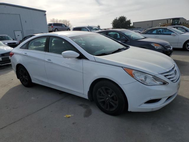 Photo 4 from auction – 2013 HYUNDAI SONATA GLS with VIN 5NPEB4AC3DH658274