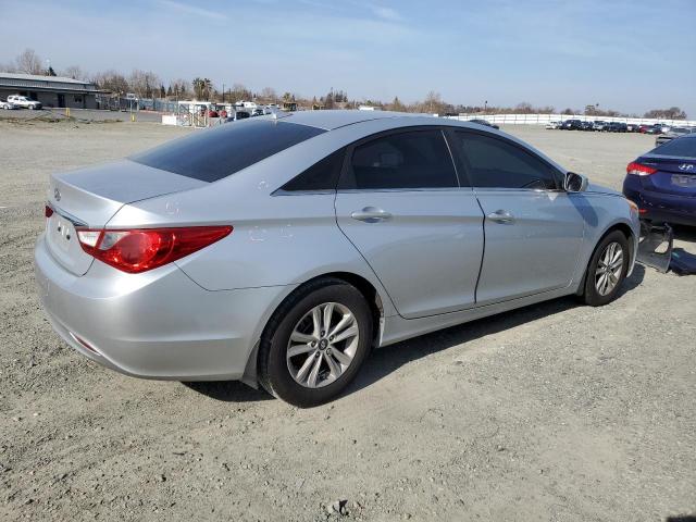 Photo 3 from auction – 2012 HYUNDAI SONATA GLS with VIN 5NPEB4AC9CH492549